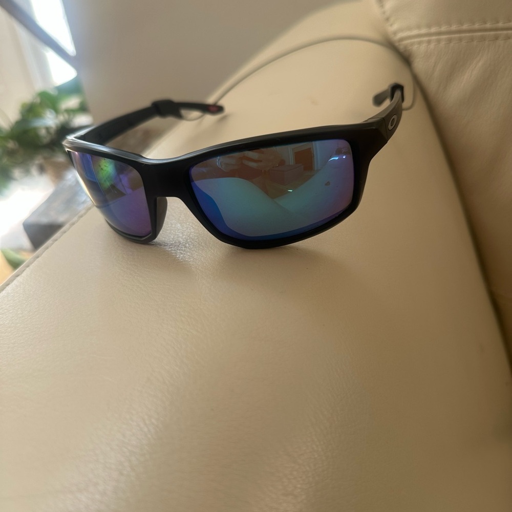 Oakley Gibston Sunglasses with Oakley Cable included